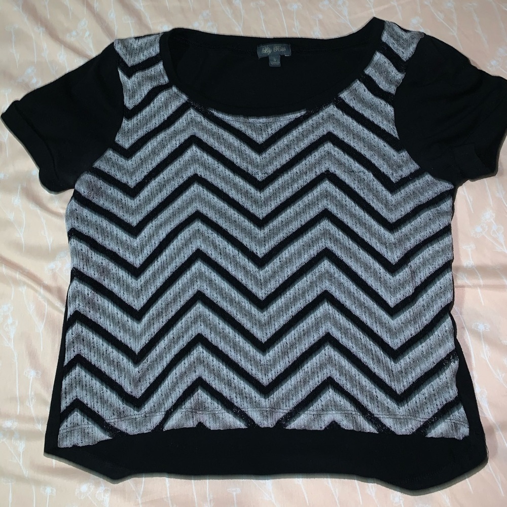 Chevron print top